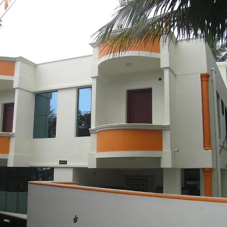 Dreams Hotel Kovalam Esterno foto
