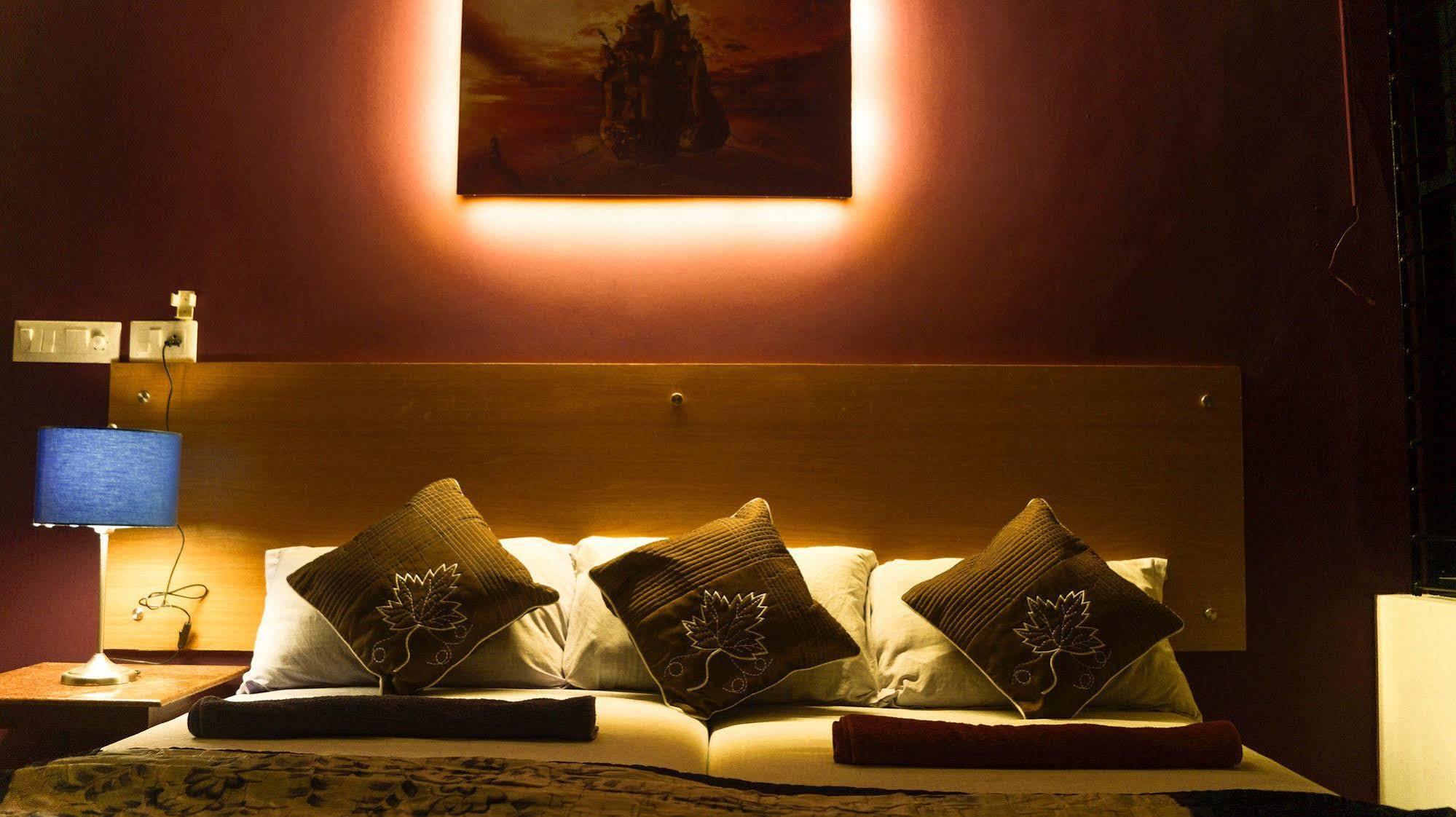 Dreams Hotel Kovalam Esterno foto